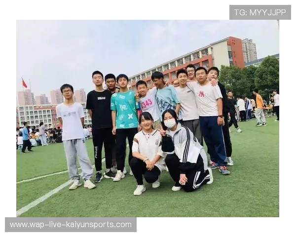 梦想与荣誉共同闪耀赛场,梦想与荣耀同在 梦想与荣誉共同闪耀赛场,梦想与荣耀同在